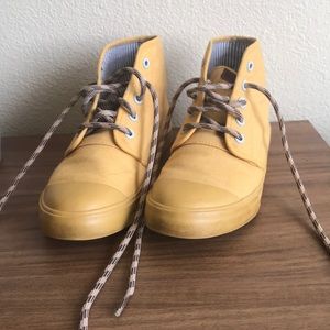 BANGS 💛 Yellowstone hi-top Sneakers